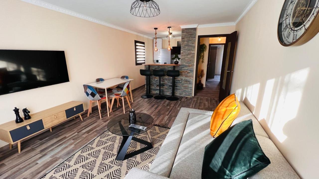 Pluton Apartment Montpellier Ngoại thất bức ảnh